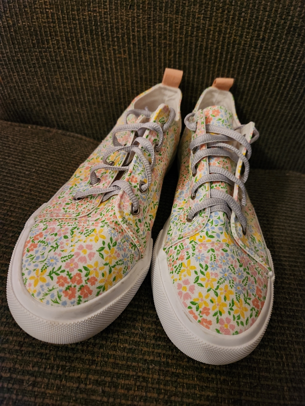 Serra Women's Floral Canvas Lace-Up Sneakers
